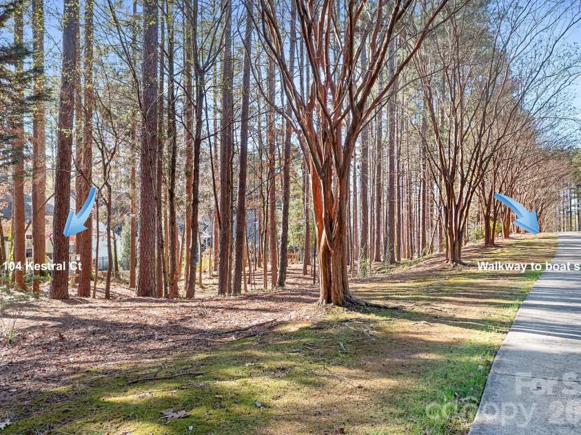 104 Kestrel Court, Mount Holly, NC 28120.  MLS# CAR4356299, YatesRealty ID 10654. 