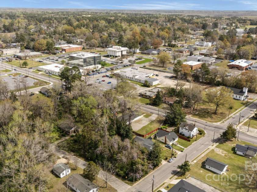 409 Best Alley, Whiteville, NC 28472.  MLS# CAR4235303, YatesRealty ID 10655. 