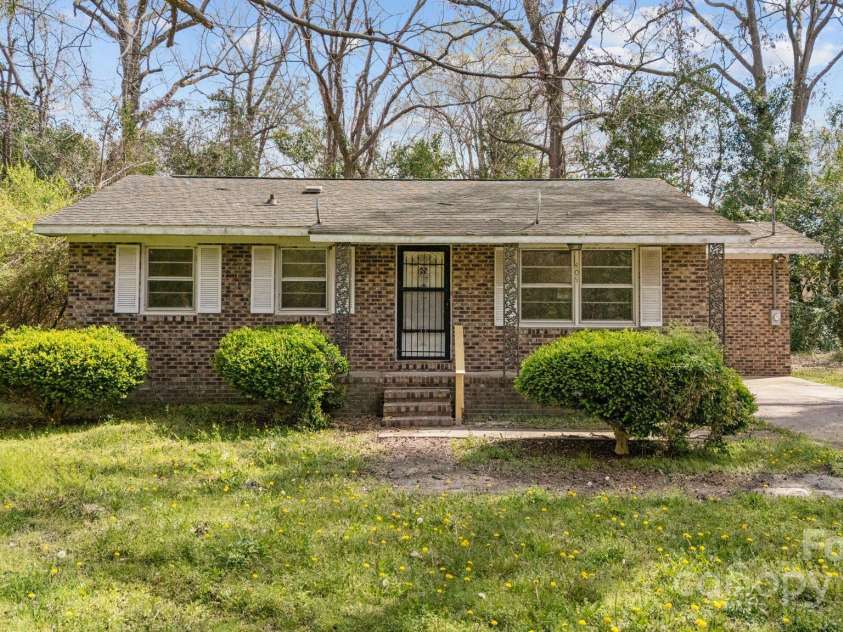 409 Best Alley, Whiteville, NC 28472.  MLS# CAR4235303, YatesRealty ID 10655. 
