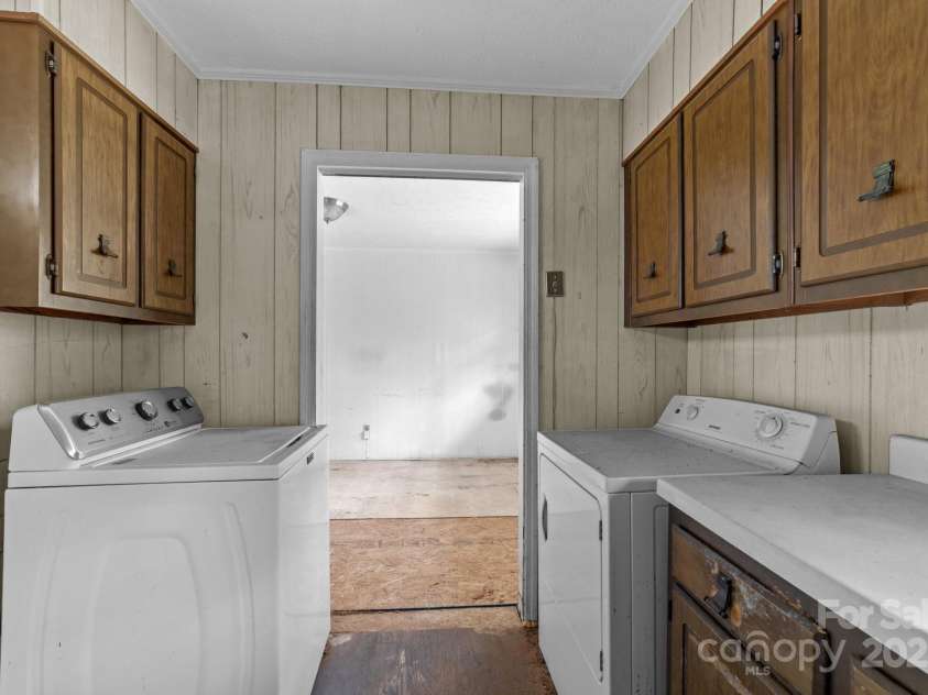 409 Best Alley, Whiteville, NC 28472.  MLS# CAR4235303, YatesRealty ID 10655. 