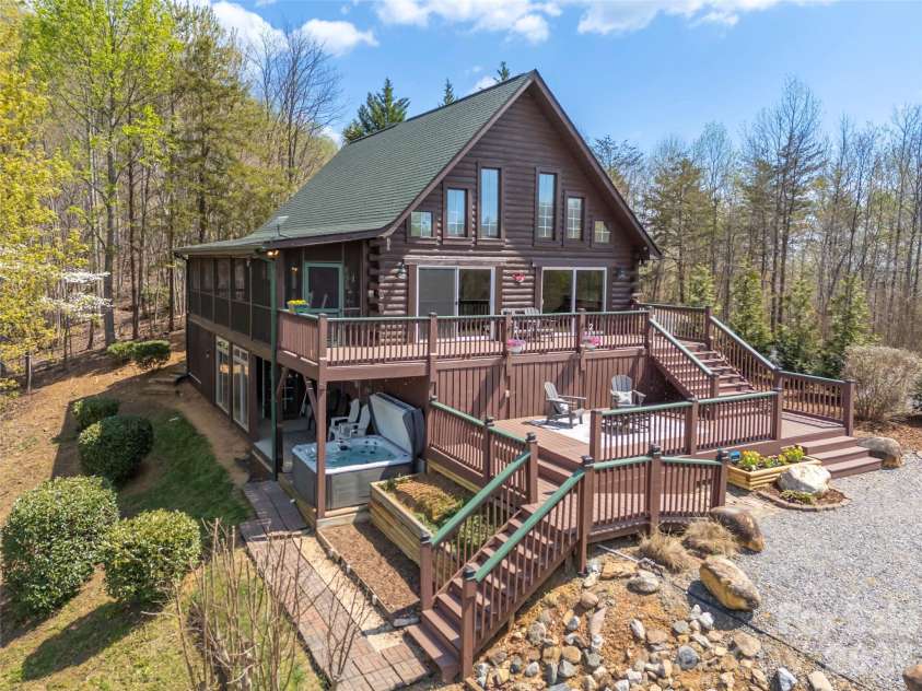 107 Woodgate Drive, Bostic, NC 28018.  MLS# CAR4364597, YatesRealty ID 10656. 