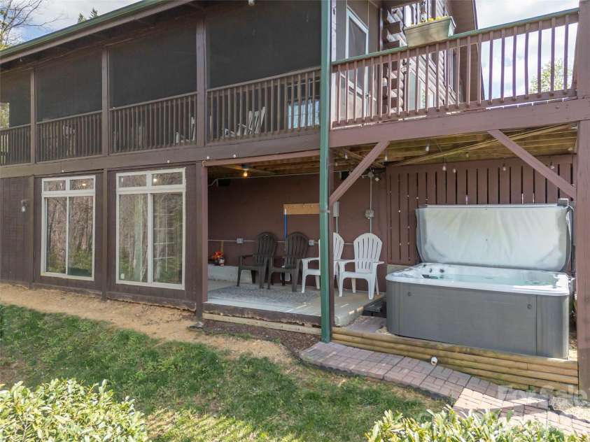 107 Woodgate Drive, Bostic, NC 28018.  MLS# CAR4364597, YatesRealty ID 10656. 