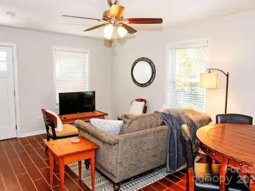 602 childs Street, Lincolnton, NC 28092.  MLS# CAR4248609, YatesRealty ID 10658. 