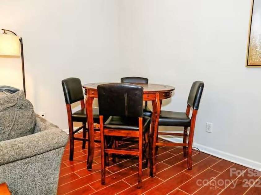 602 childs Street, Lincolnton, NC 28092.  MLS# CAR4248609, YatesRealty ID 10658. 