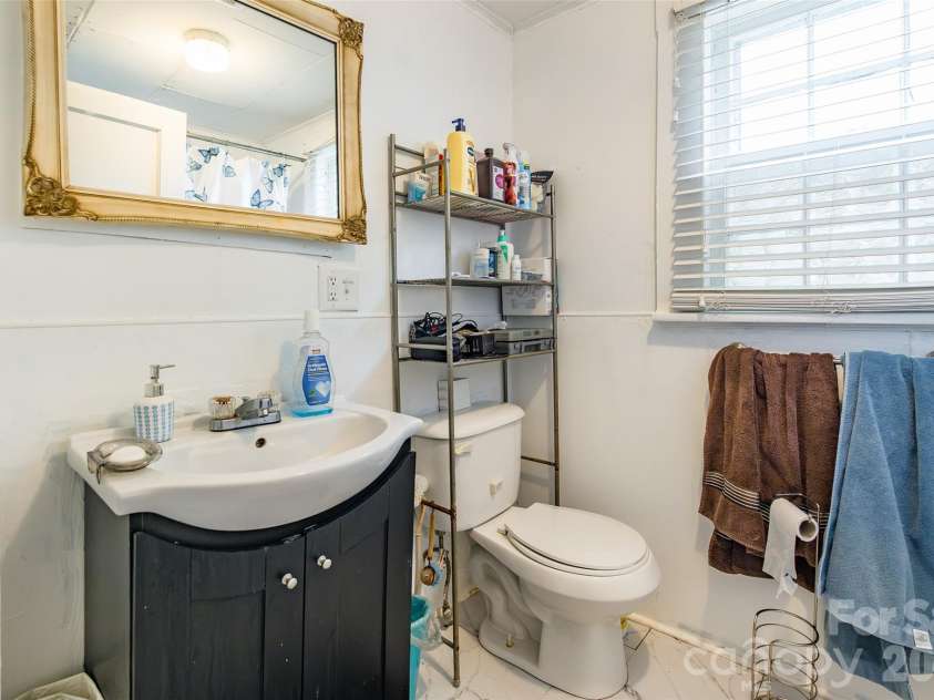 602 Ross Street, Marshville, NC 28103.  MLS# CAR4430978, YatesRealty ID 10658. 