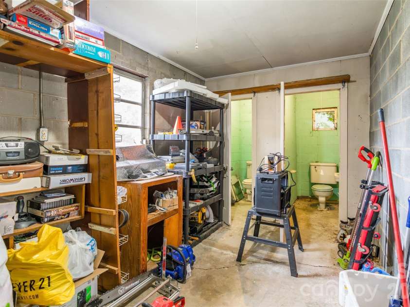 602 Ross Street, Marshville, NC 28103.  MLS# CAR4430978, YatesRealty ID 10658. 