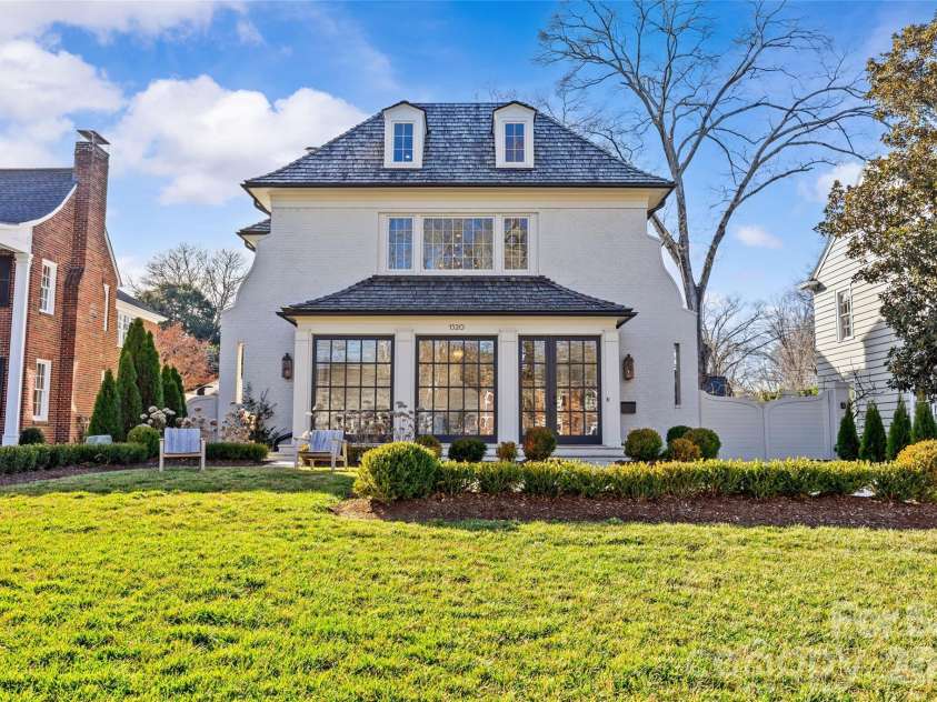 1320 Biltmore Drive, Charlotte, NC 28207.  MLS# CAR4336007, YatesRealty ID 10659. 
