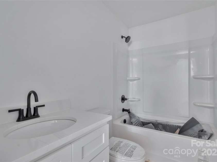 2025 Parks Road, Salisbury, NC 28147.  MLS# CAR4188590, YatesRealty ID 10659. Status as of 3/30/25