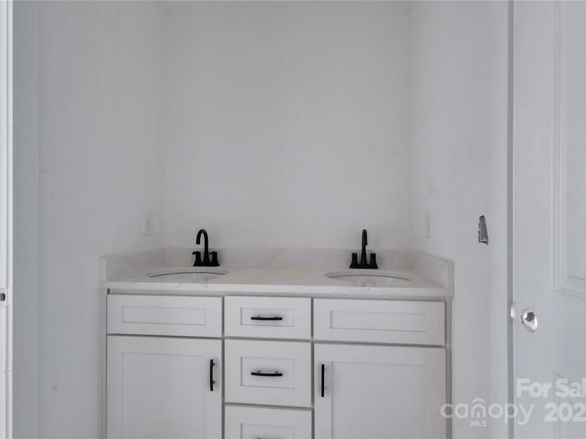 2025 Parks Road, Salisbury, NC 28147.  MLS# CAR4188590, YatesRealty ID 10659. Status as of 3/30/25