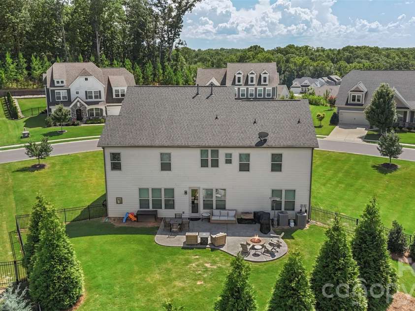 4626 Kingswood Drive, Fort Mill, SC 29707.  MLS# CAR4367721, YatesRealty ID 10662. 
