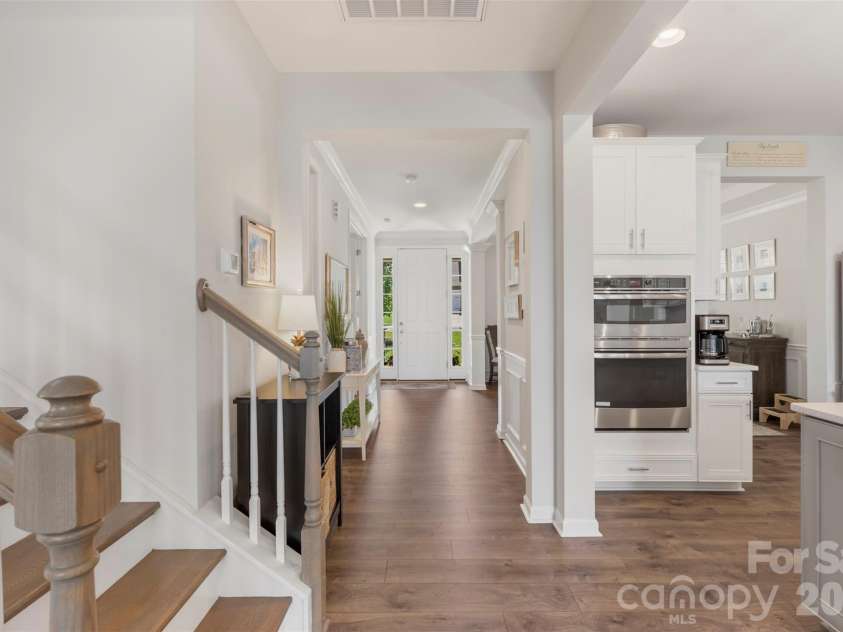 4626 Kingswood Drive, Fort Mill, SC 29707.  MLS# CAR4367721, YatesRealty ID 10662. 