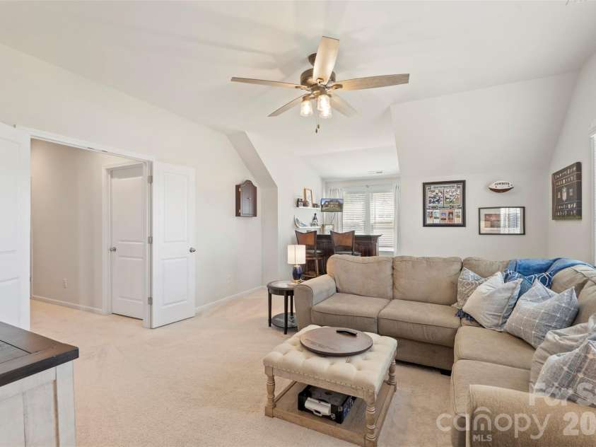 4626 Kingswood Drive, Fort Mill, SC 29707.  MLS# CAR4367721, YatesRealty ID 10662. 