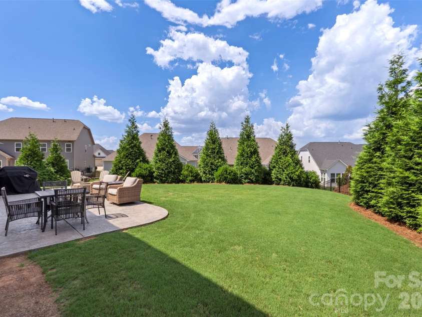 4626 Kingswood Drive, Fort Mill, SC 29707.  MLS# CAR4367721, YatesRealty ID 10662. 