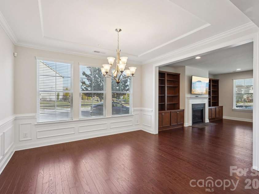 17422 Shearer Road, Davidson, NC 28036.  MLS# CAR4338000, YatesRealty ID 10663. Dining Room Open to Living Room