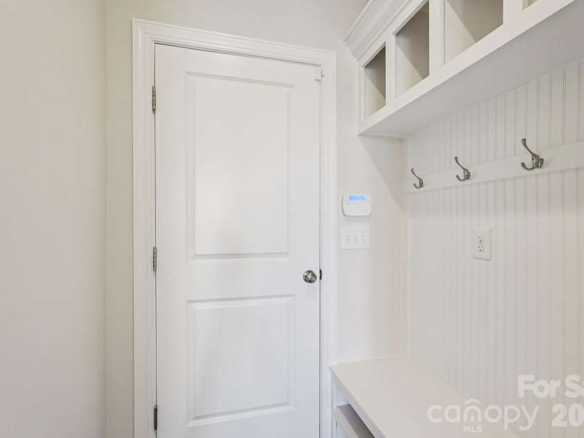 17422 Shearer Road, Davidson, NC 28036.  MLS# CAR4338000, YatesRealty ID 10663. Drop Zone