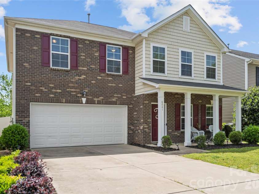 6041 Laurent Avenue, Fort Mill, SC 29715.  MLS# CAR4354215, YatesRealty ID 10665. 
