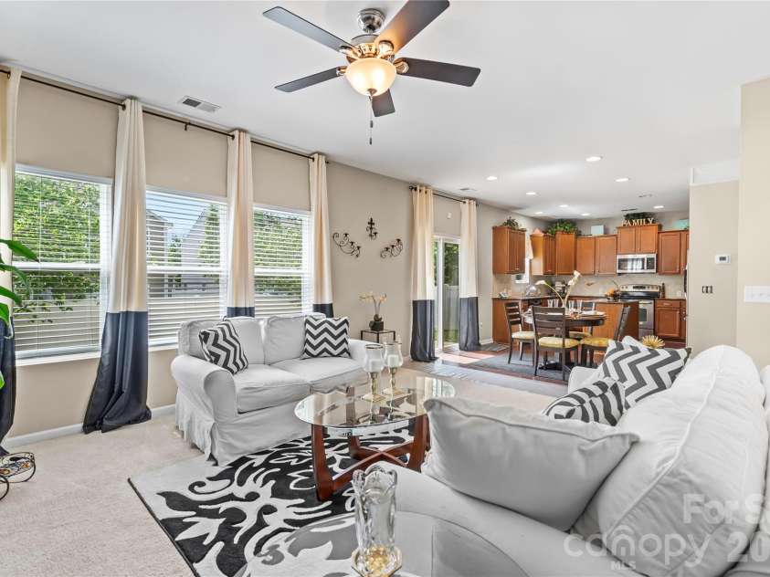 6041 Laurent Avenue, Fort Mill, SC 29715.  MLS# CAR4354215, YatesRealty ID 10665. 