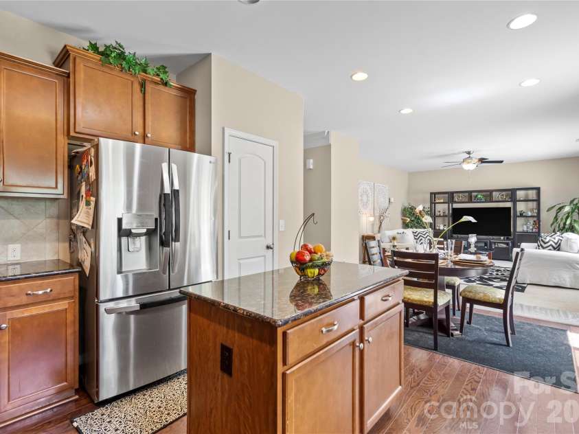 6041 Laurent Avenue, Fort Mill, SC 29715.  MLS# CAR4354215, YatesRealty ID 10665. 