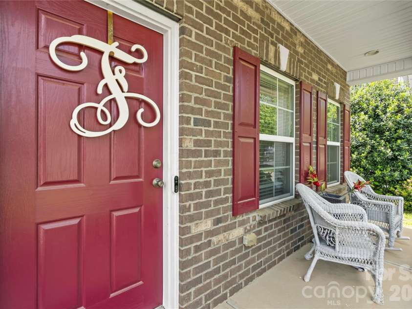 6041 Laurent Avenue, Fort Mill, SC 29715.  MLS# CAR4354215, YatesRealty ID 10665. Front Porch