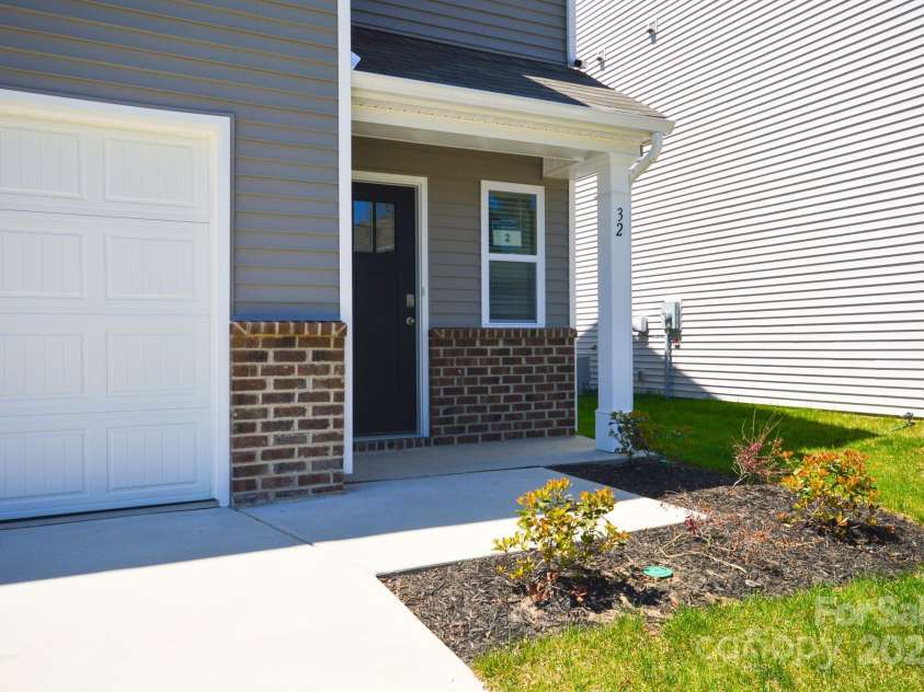 32 Providence Walk Drive, Hendersonville, NC 28792.  MLS# CAR4183323, YatesRealty ID 10666. 