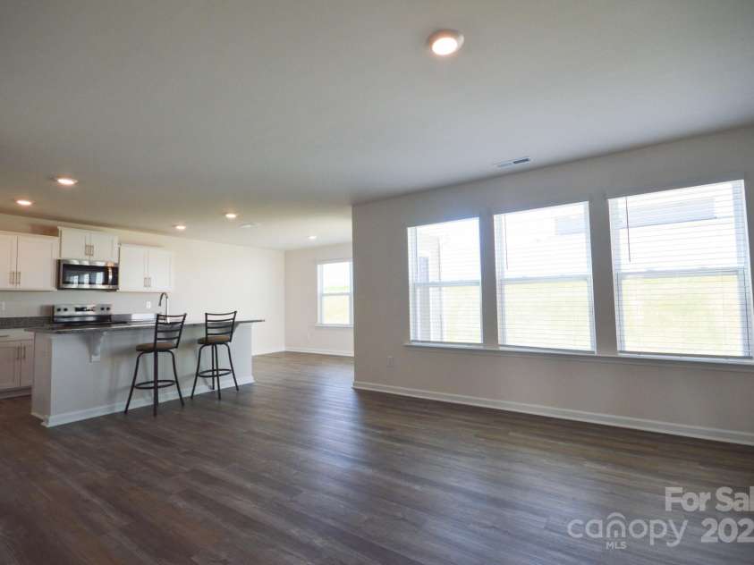 32 Providence Walk Drive, Hendersonville, NC 28792.  MLS# CAR4183323, YatesRealty ID 10666. 