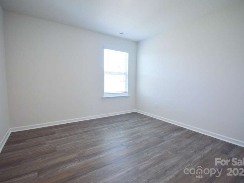 32 Providence Walk Drive, Hendersonville, NC 28792.  MLS# CAR4183323, YatesRealty ID 10666. 