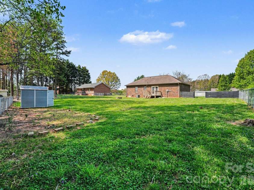 4936 Tumbling Creek Road, Conover, NC 28613.  MLS# CAR4368114, YatesRealty ID 10666. 