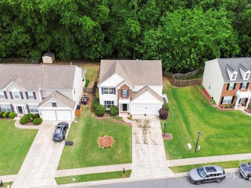 8800 Darcy Hopkins Drive, Charlotte, NC 28277.  MLS# CAR4248848, YatesRealty ID 10668. 