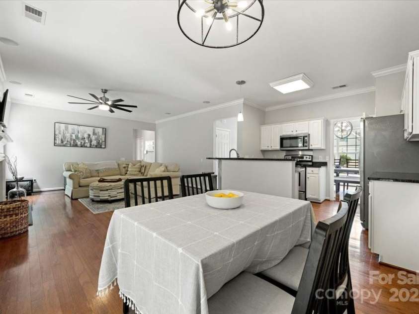 8800 Darcy Hopkins Drive, Charlotte, NC 28277.  MLS# CAR4248848, YatesRealty ID 10668. 