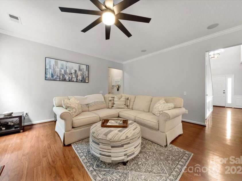8800 Darcy Hopkins Drive, Charlotte, NC 28277.  MLS# CAR4248848, YatesRealty ID 10668. Living room