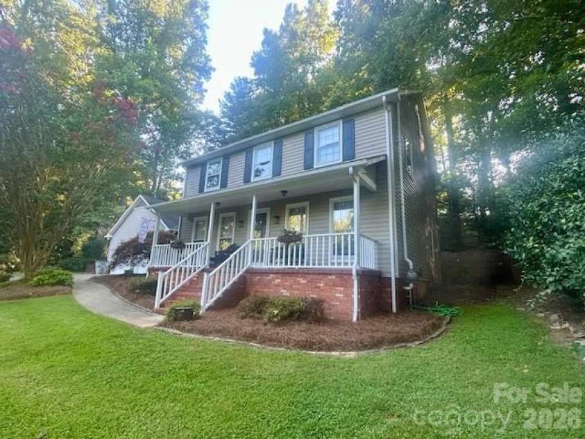 252 Deerfield Street, Lenoir, NC 28645.  MLS# CAR4285316, YatesRealty ID 10669. 