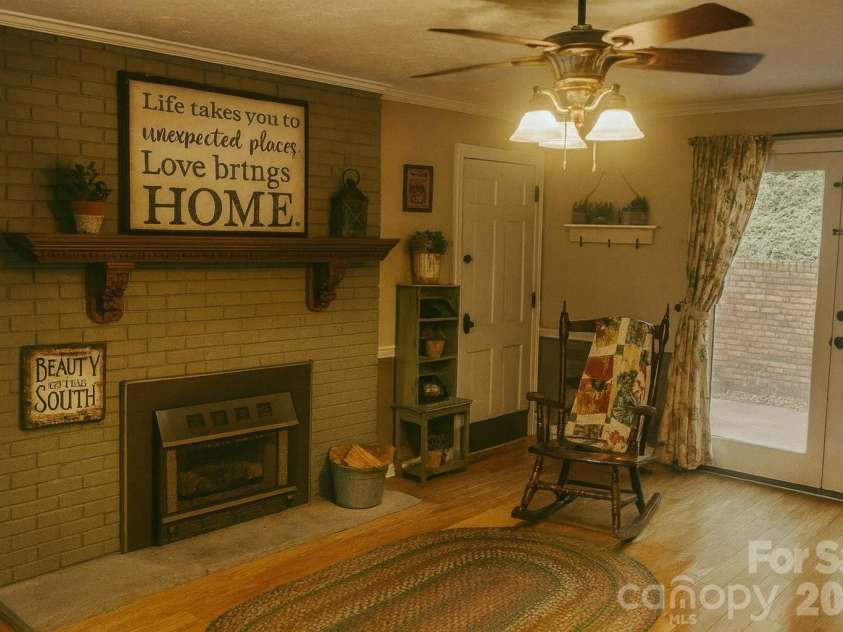252 Deerfield Street, Lenoir, NC 28645.  MLS# CAR4285316, YatesRealty ID 10669. Virtually staged with decor