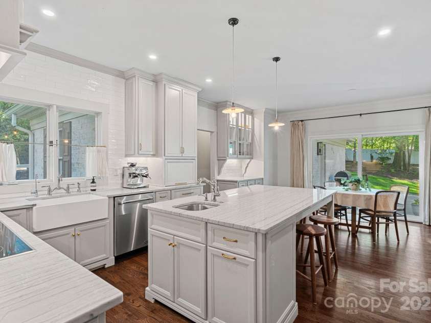 2915 Cross Country Road, Charlotte, NC 28270.  MLS# CAR4242703, YatesRealty ID 10669. 