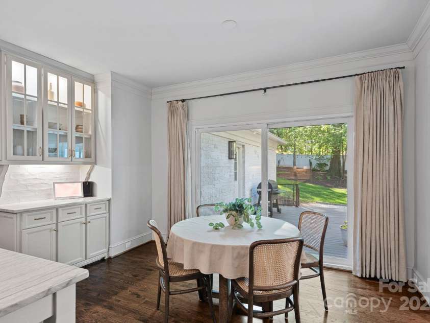 2915 Cross Country Road, Charlotte, NC 28270.  MLS# CAR4242703, YatesRealty ID 10669. 