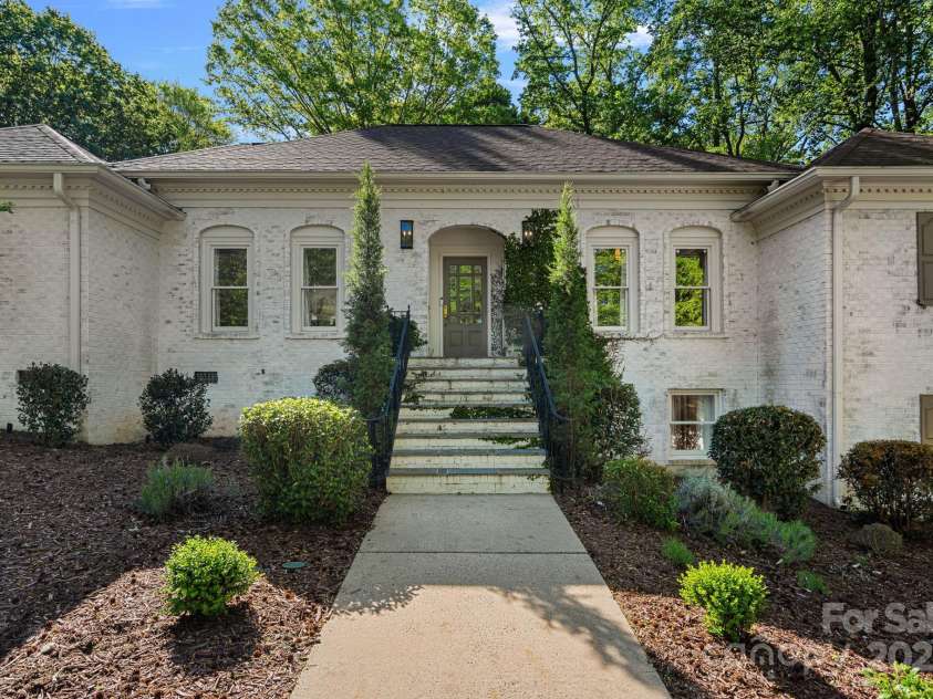 2915 Cross Country Road, Charlotte, NC 28270.  MLS# CAR4242703, YatesRealty ID 10669. 