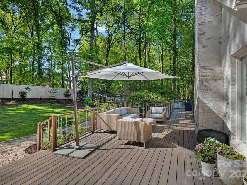 2915 Cross Country Road, Charlotte, NC 28270.  MLS# CAR4242703, YatesRealty ID 10669. 
