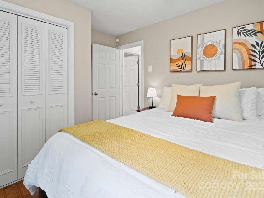 144 Laurel Road, Arden, NC 28704.  MLS# CAR4222135, YatesRealty ID 1067. 