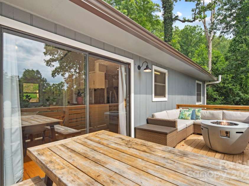 144 Laurel Road, Arden, NC 28704.  MLS# CAR4222135, YatesRealty ID 1067. 