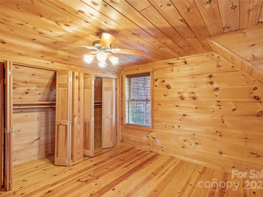 17 Aaron Way, Waynesville, NC 28786.  MLS# CAR4319469, YatesRealty ID 1067. Double Closets in Guest room 2