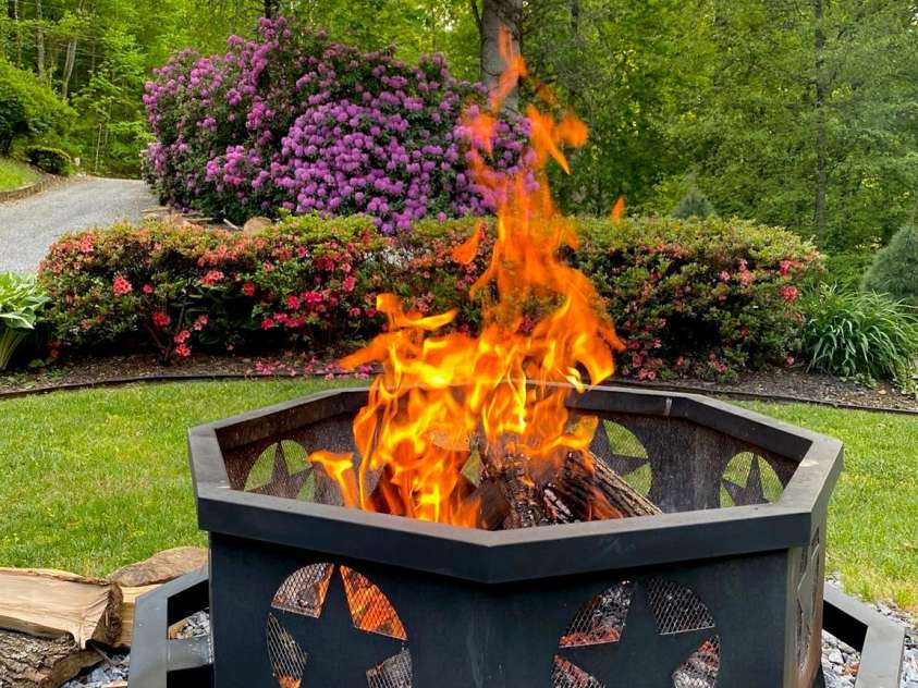 17 Aaron Way, Waynesville, NC 28786.  MLS# CAR4319469, YatesRealty ID 1067. Firepit 