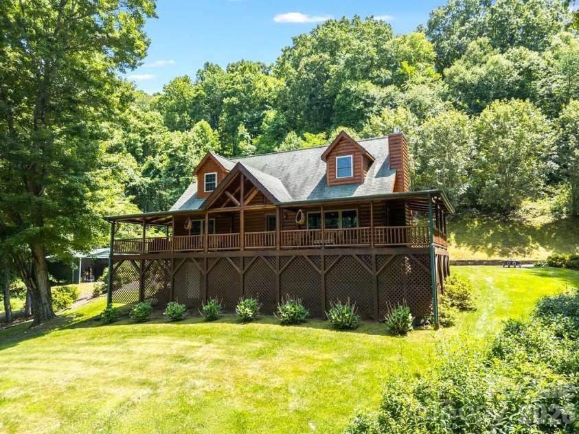 17 Aaron Way, Waynesville, NC 28786.  MLS# CAR4319469, YatesRealty ID 1067. Front of Home