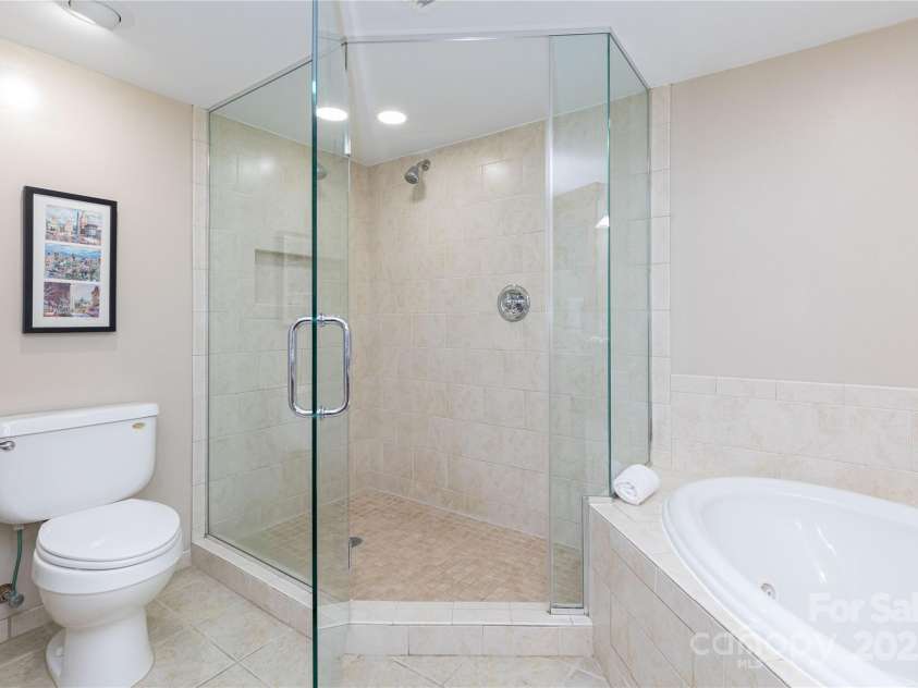 120 Bowling Park Road, Asheville, NC 28803.  MLS# CAR4226418, YatesRealty ID 10670. 