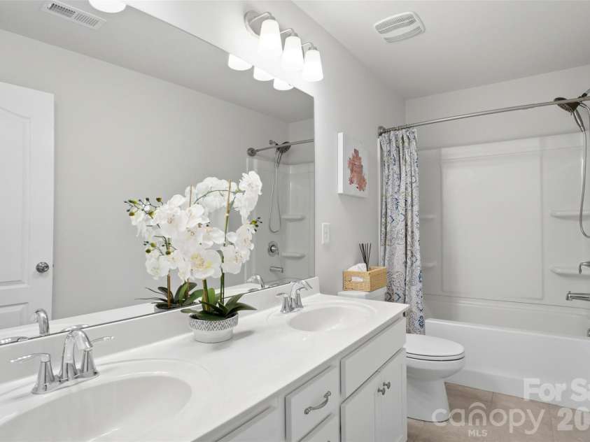1389 Loggerhead Drive, Lancaster, SC 29720.  MLS# CAR4365785, YatesRealty ID 10673. 