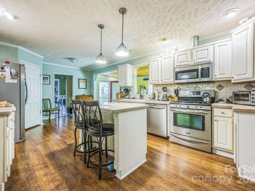 148 Whirlwind Drive, Whittier, NC 28789.  MLS# CAR4250468, YatesRealty ID 10674. 