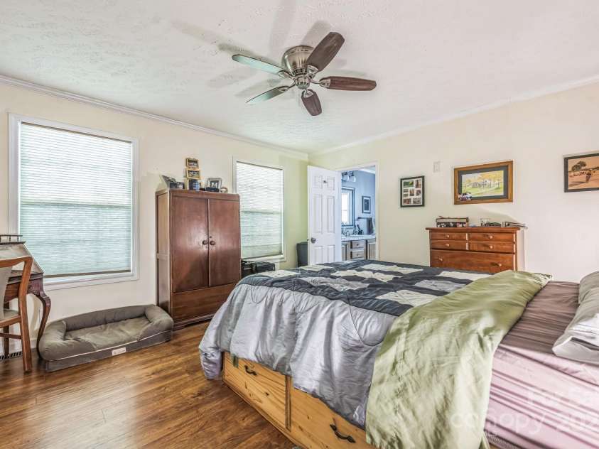 148 Whirlwind Drive, Whittier, NC 28789.  MLS# CAR4250468, YatesRealty ID 10674. 