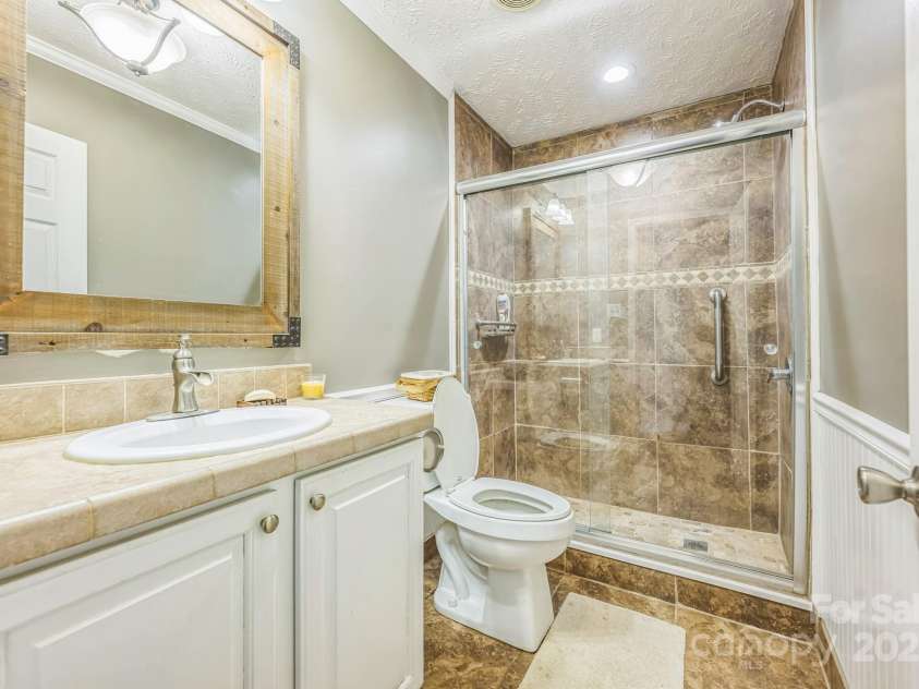 148 Whirlwind Drive, Whittier, NC 28789.  MLS# CAR4250468, YatesRealty ID 10674. 