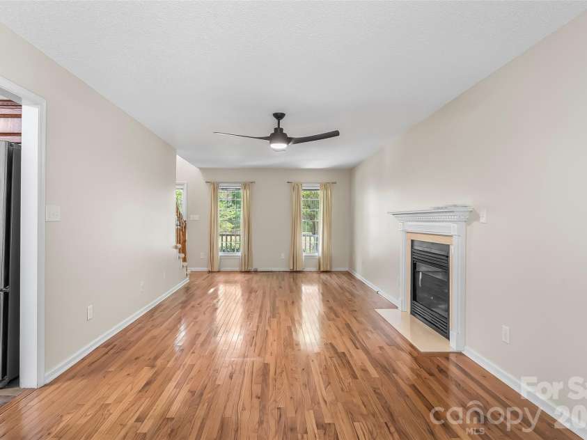 4617 Harbor View Terrace, Morganton, NC 28655.  MLS# CAR4299369, YatesRealty ID 10676. 