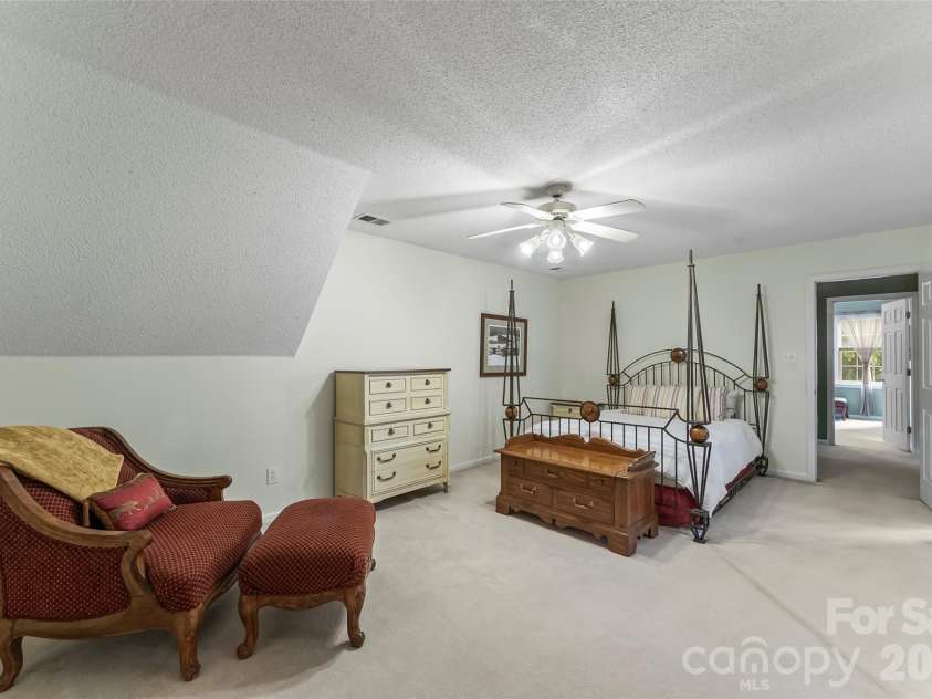 4617 Harbor View Terrace, Morganton, NC 28655.  MLS# CAR4299369, YatesRealty ID 10676. 