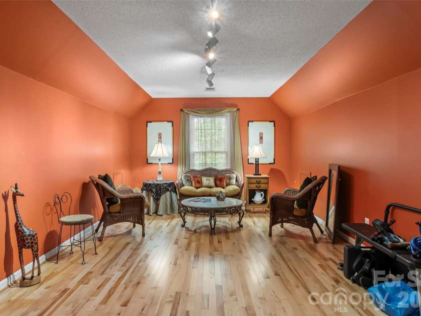 4617 Harbor View Terrace, Morganton, NC 28655.  MLS# CAR4299369, YatesRealty ID 10676. Bonus room