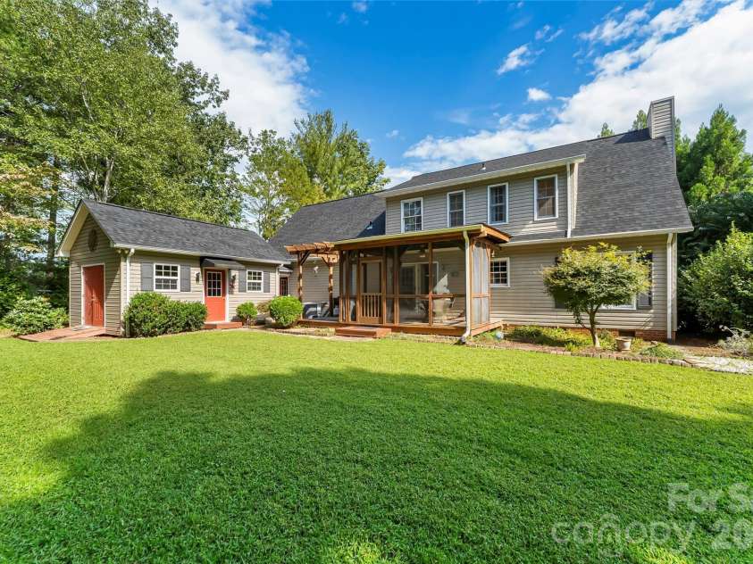 4617 Harbor View Terrace, Morganton, NC 28655.  MLS# CAR4299369, YatesRealty ID 10676. Rear view